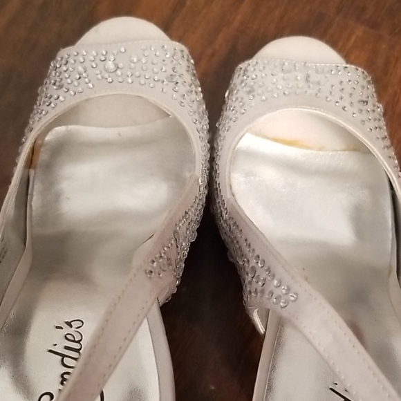 HOT BUY🔥 NEW Crystal Peep Toe Slingback Heels!!! - Picture 7 of 8